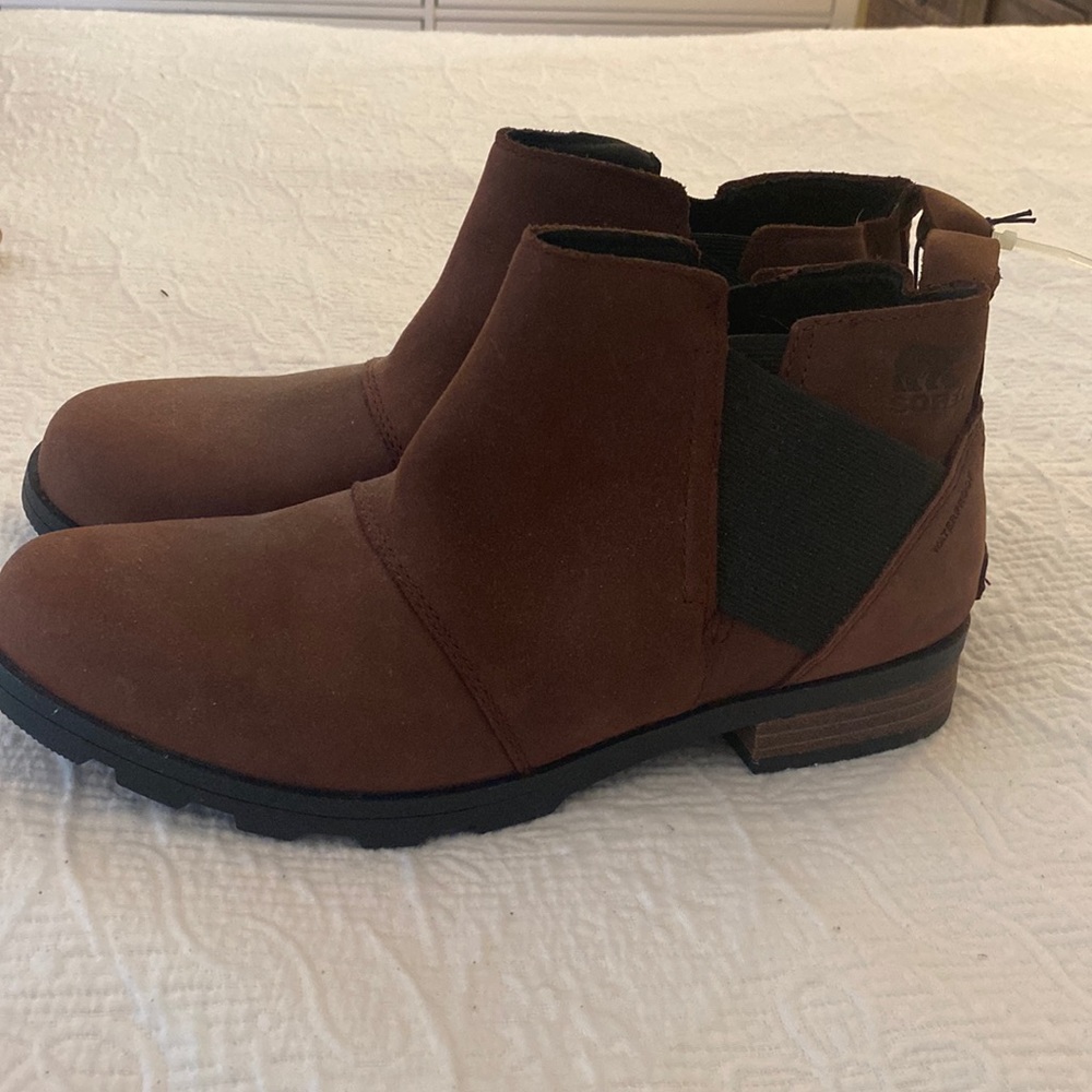 Sorel brown booties